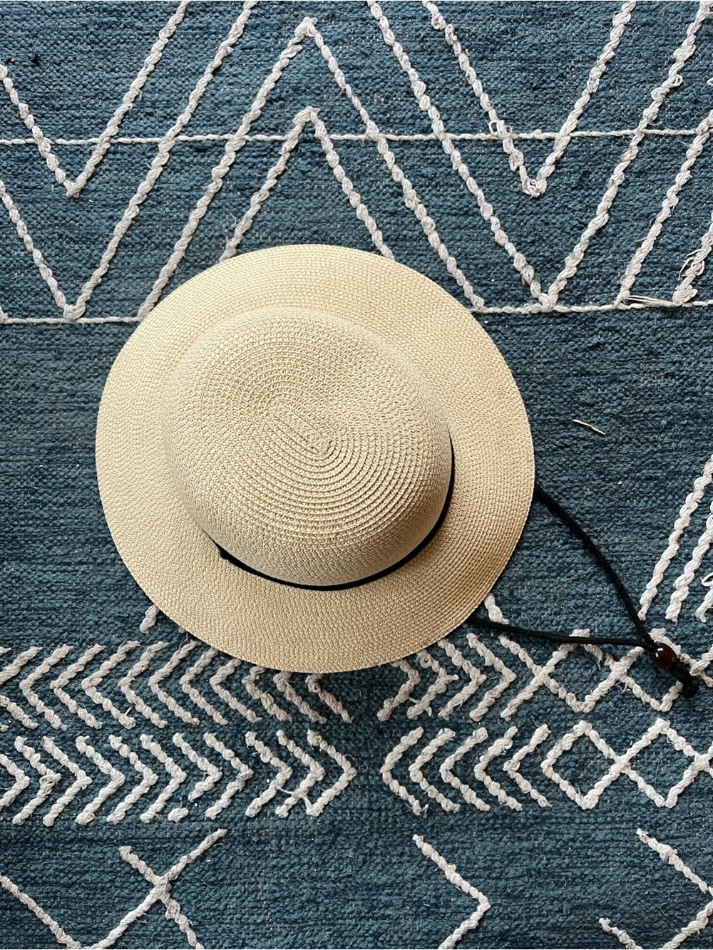 Women’s Wide-Brim Straw Sun Hat with Adjustable Chin Cord - Beige - Picture 3 of 6